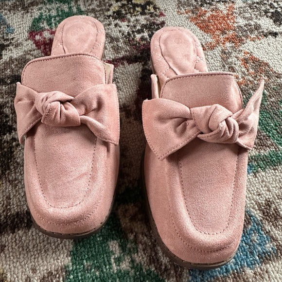 Shoes - Pink Suede Bow Loafers